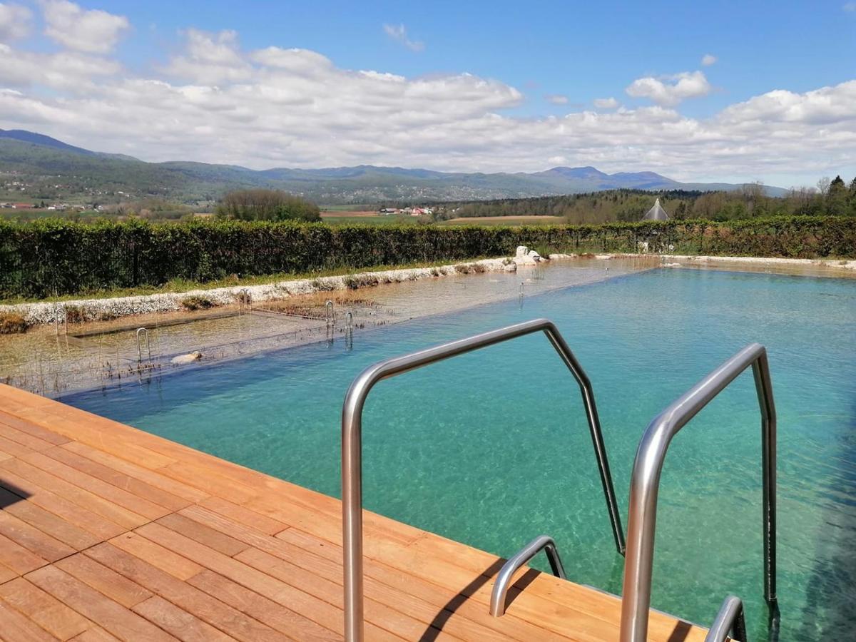 Glamping Malerič Hotel Dragatus Bagian luar foto