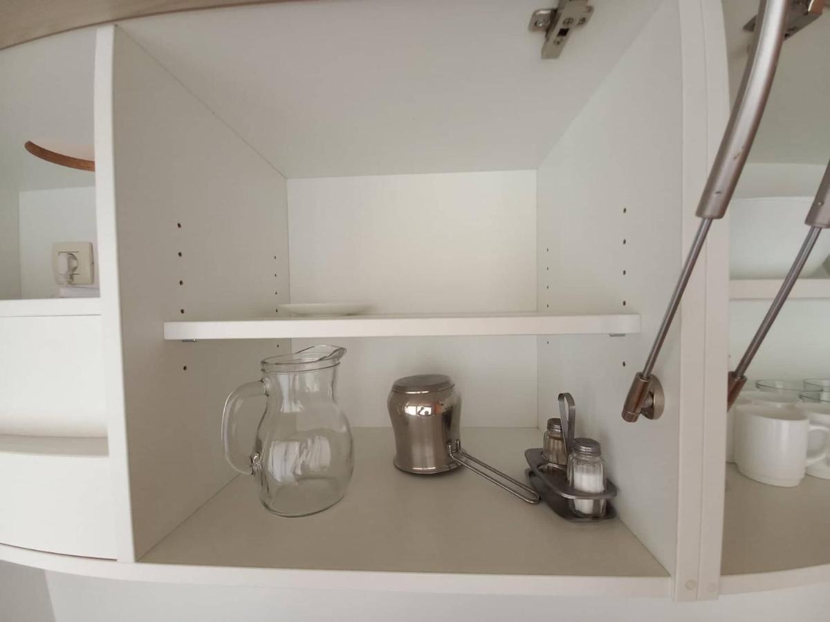 Glamping Malerič Hotel Dragatus Bagian luar foto
