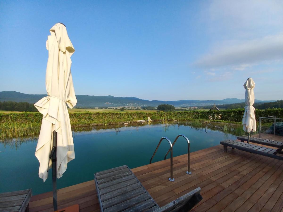 Glamping Malerič Hotel Dragatus Bagian luar foto
