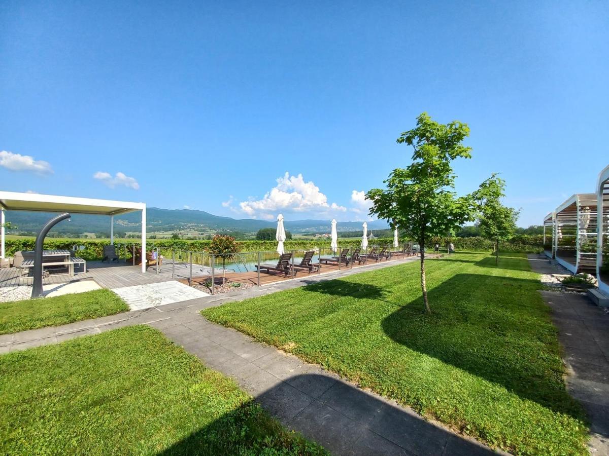 Glamping Malerič Hotel Dragatus Bagian luar foto