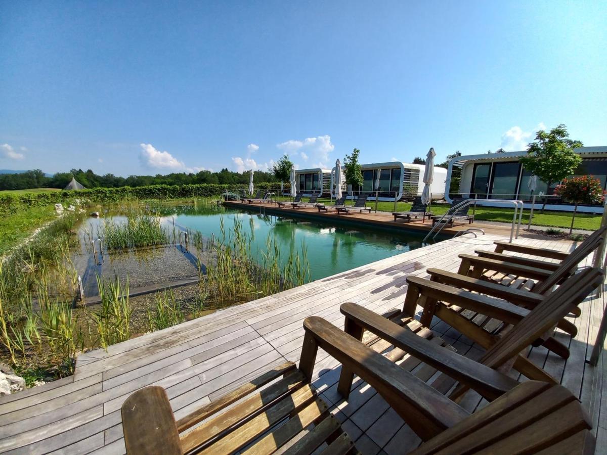 Glamping Malerič Hotel Dragatus Bagian luar foto
