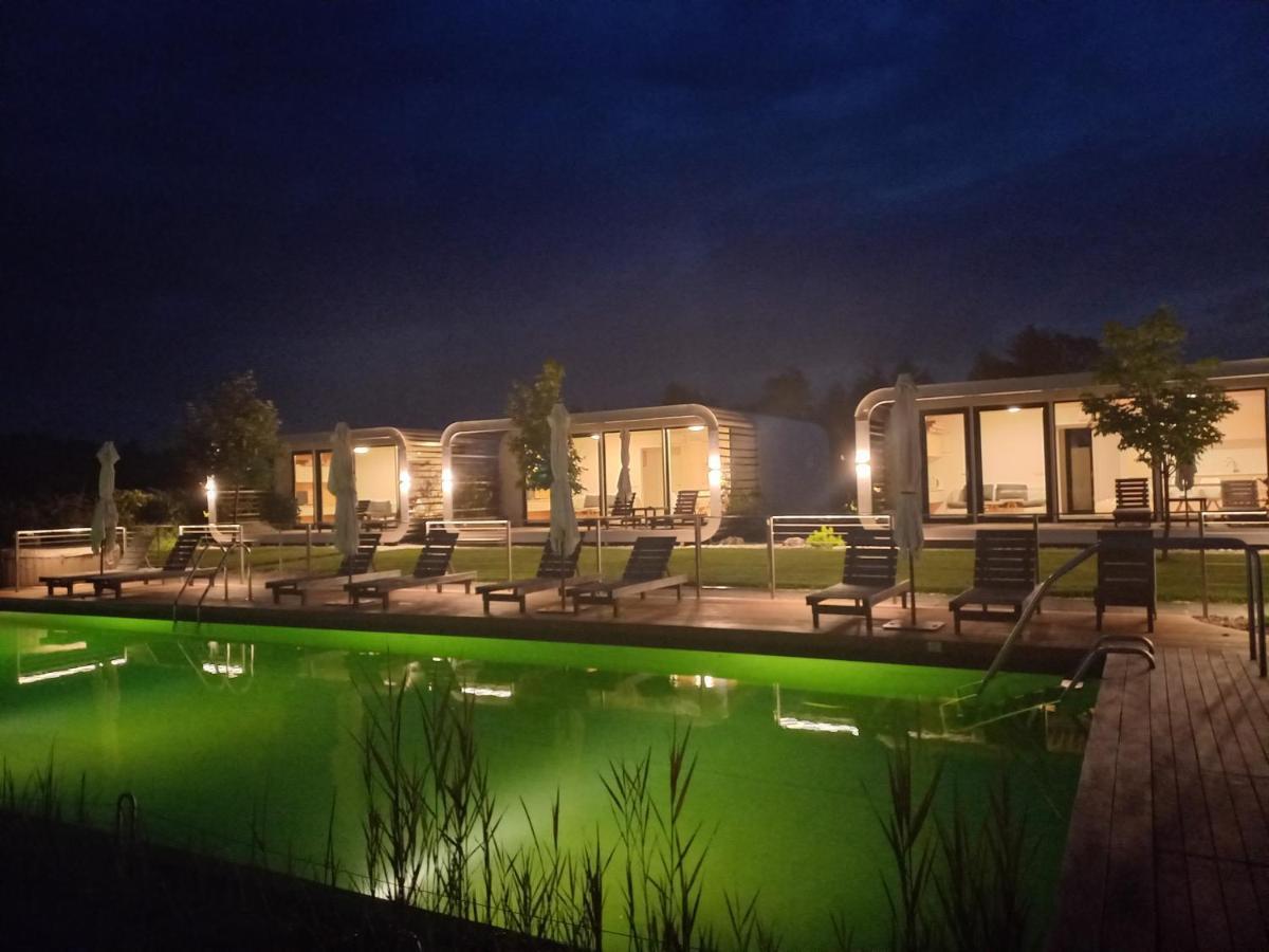 Glamping Malerič Hotel Dragatus Bagian luar foto