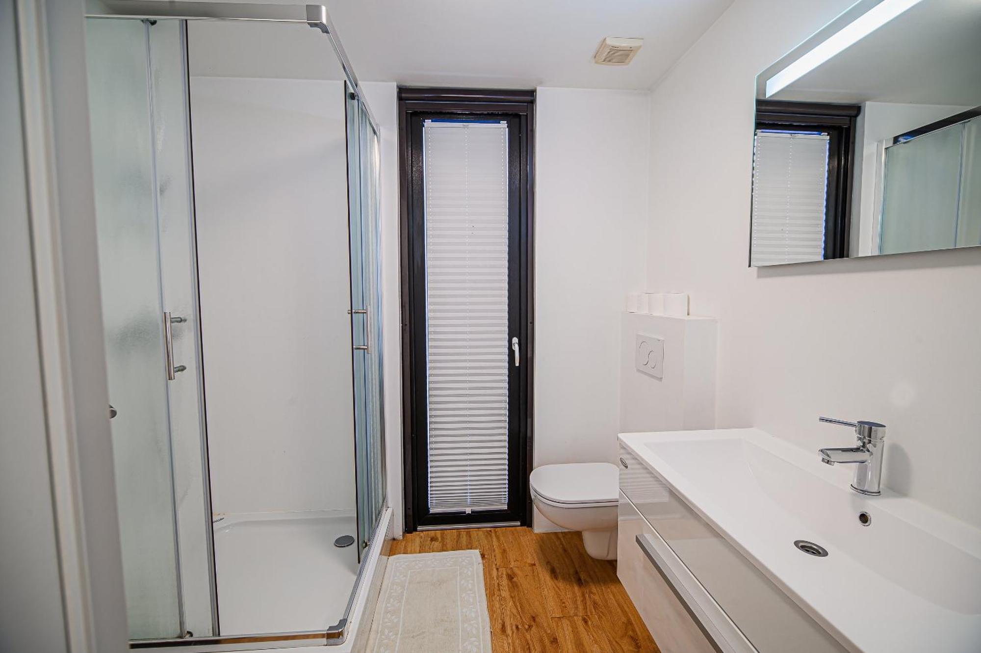 Glamping Malerič Hotel Dragatus Bagian luar foto