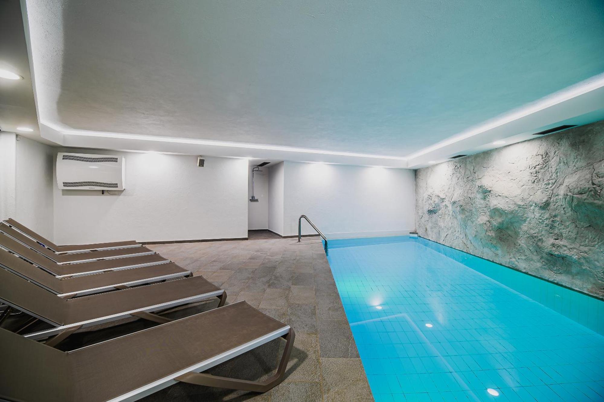 Glamping Malerič Hotel Dragatus Bagian luar foto